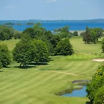 Hodson Bay 4* Атлон