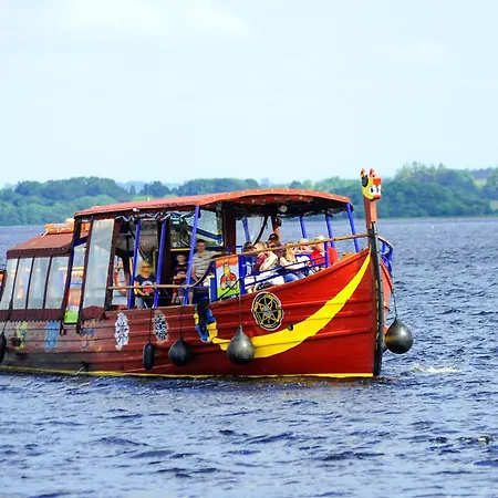 Hodson Bay Hotel