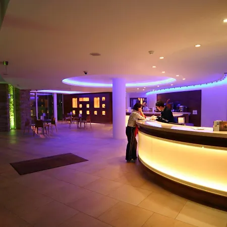Hotel Hodson Bay