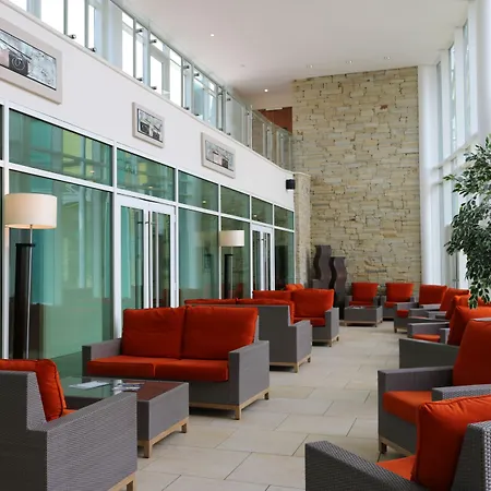 Hodson Bay Hotel 4*