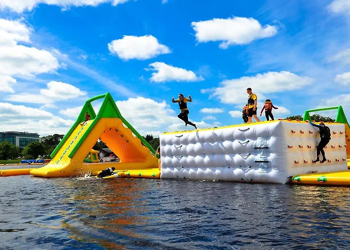 Hodson Bay Отель Атлон