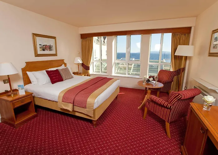 Hodson Bay 4* Атлон