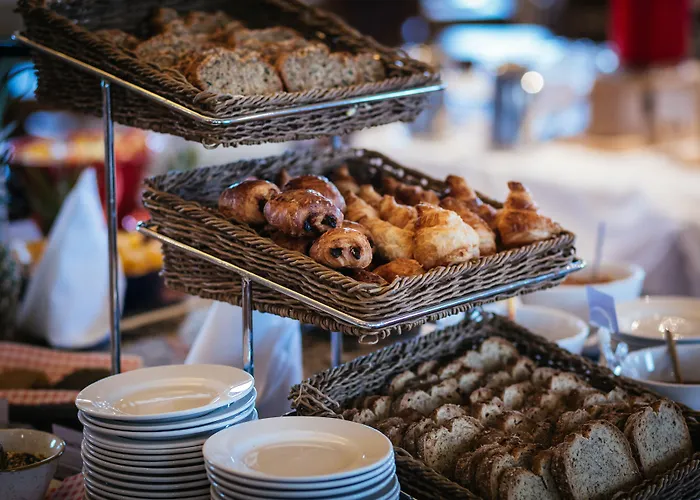 Hodson Bay 4* Атлон